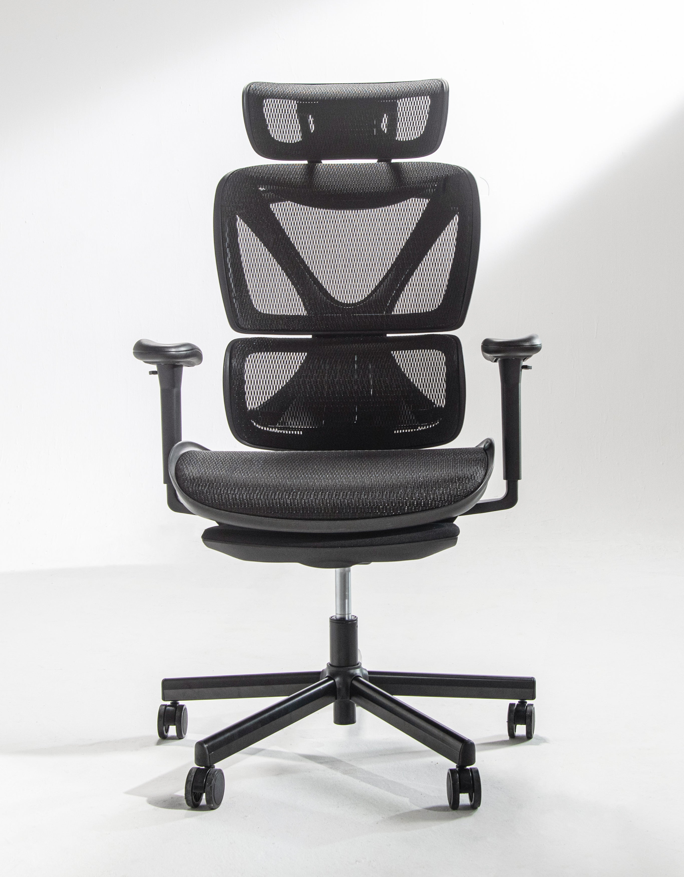 Donnaインテリア【極美品】COFO Chair Pro ホワイト コフォチェアプロ白